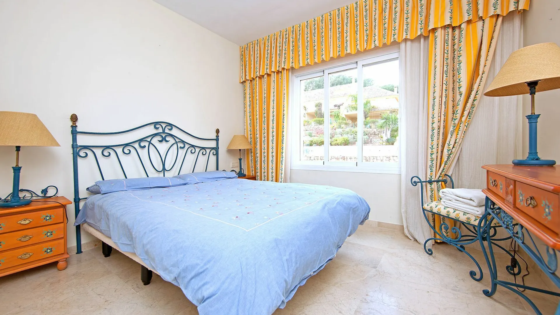 Greenlife Village Townhouse Μαρμπέλλα